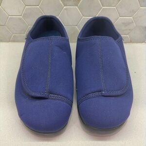 Propet Women's Cush 'N Foot Slipper, Navy, 8.5 Medium